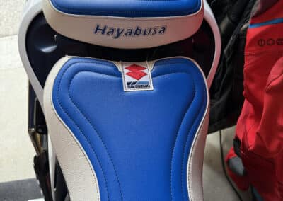 Selle bleue et blanche – Hayabusa